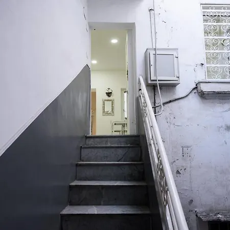 A Due Passi Da Toledo Apartment Naples Exterior photo