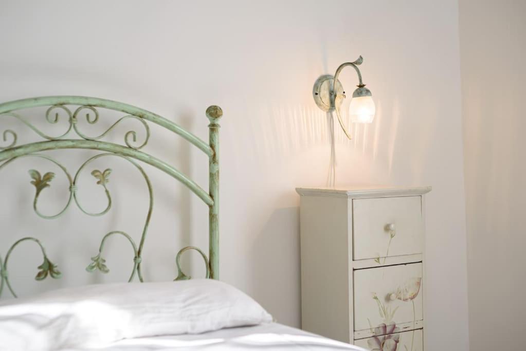 A Due Passi Da Toledo Appartement *